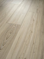 Load image into Gallery viewer, Distinction Plus - Light Pine

